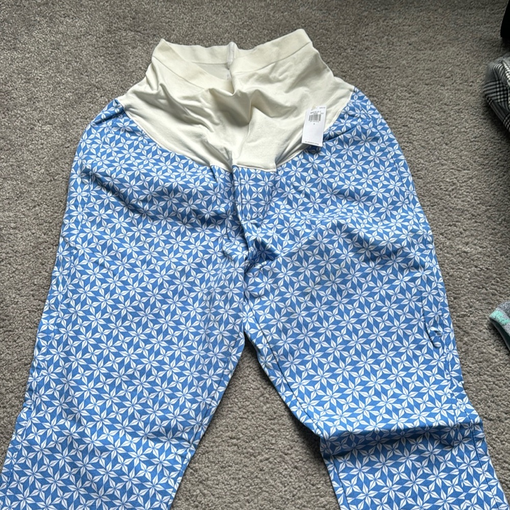 Old Navy ankle maternity pants